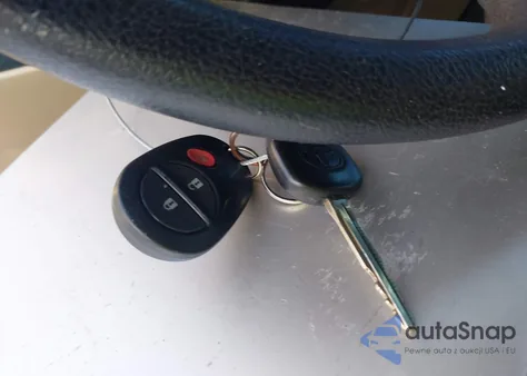 2013 Toyota Tundra Grade 5.7L V8 z USA, uszkodzony, nr VIN 5TFDW5F14DX300294